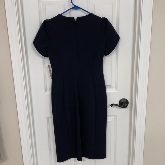 DM Collection Dress. - Picture 5 of 8